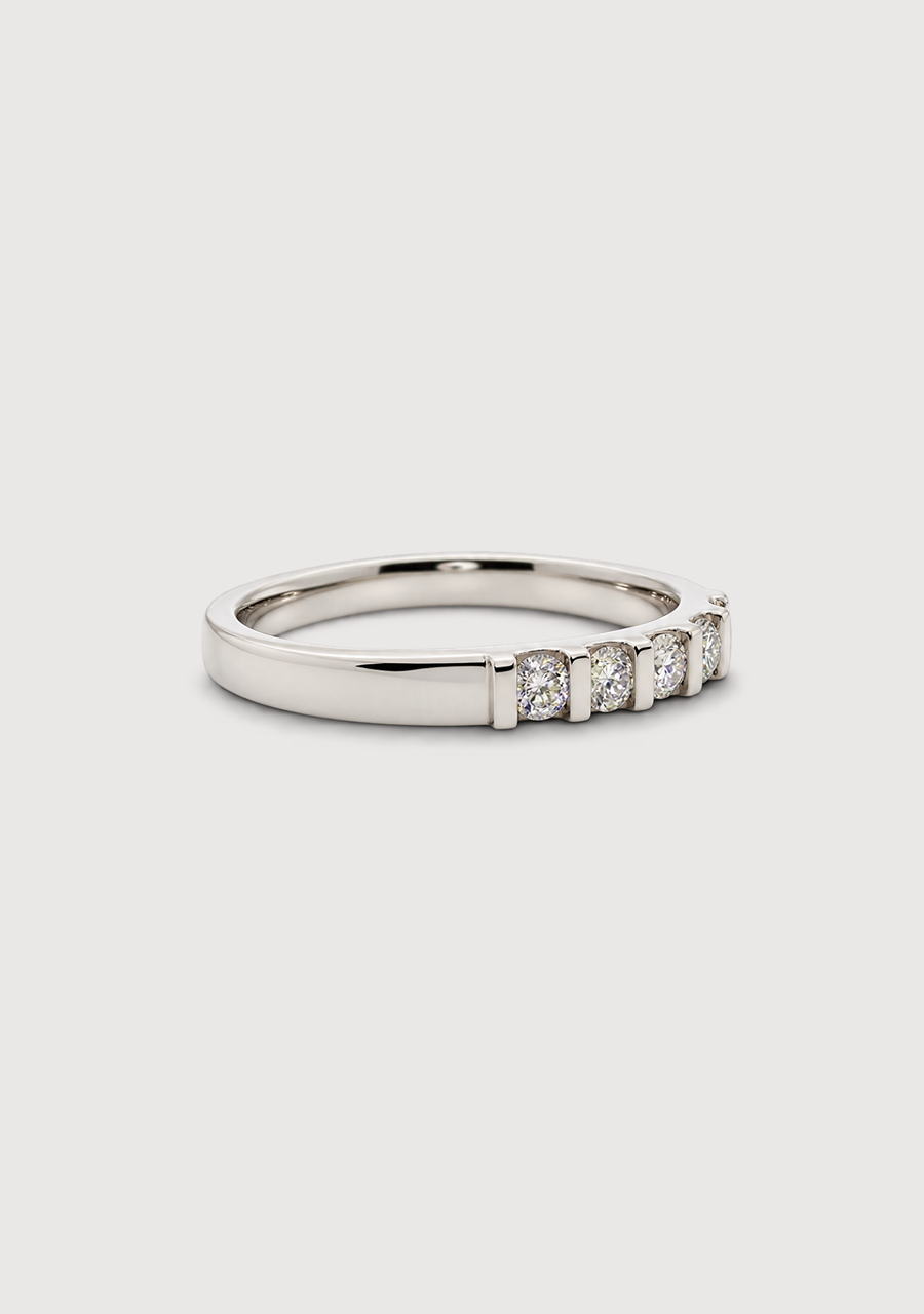 18ct White Gold Five Stone Diamond Ring