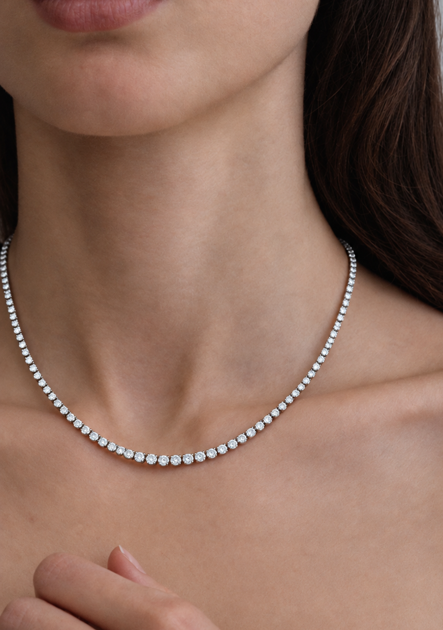 18ct White Gold Graduated Diamond 2ct Tennis Necklace