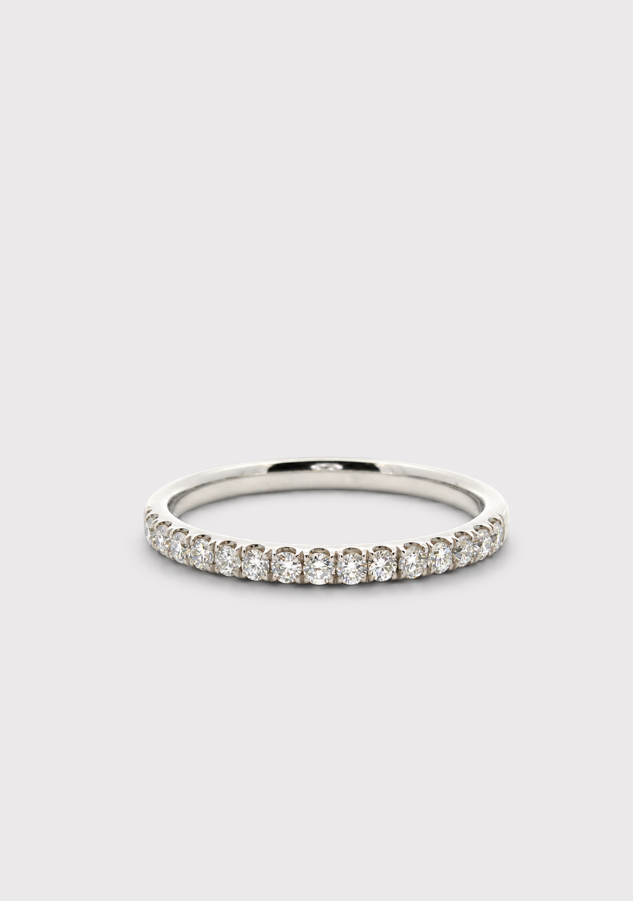 18ct White Gold Diamond Ring