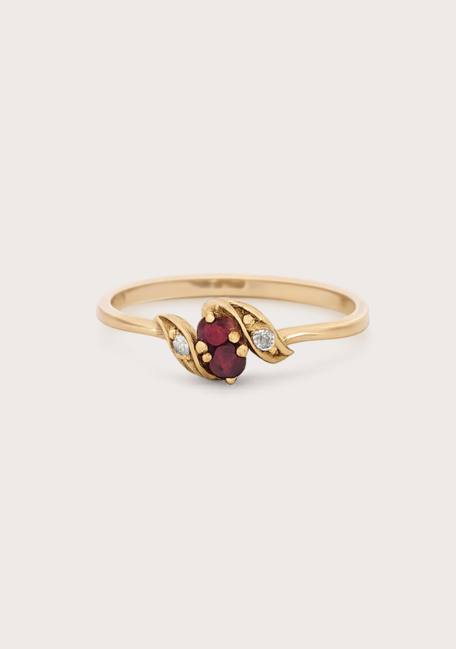 Estate 9ct Yellow Gold Ruby & Diamond Ring