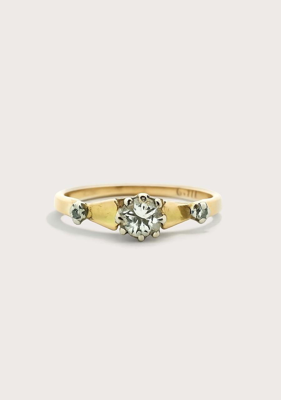 Estate 18ct Yellow Gold Diamond Three Stone Ring