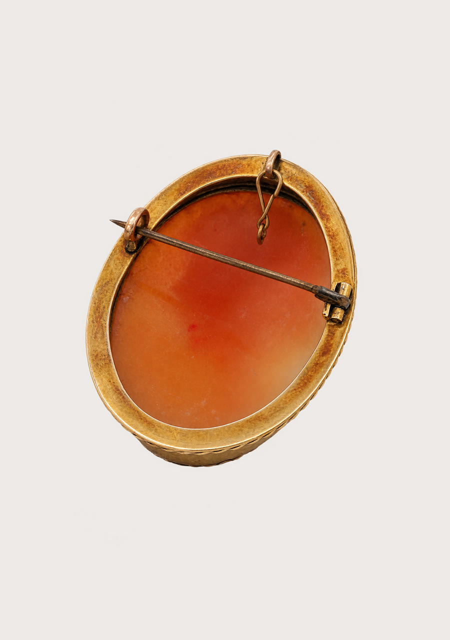 Estate 9ct Yellow Gold Oval Cameo Brooch with Rope Detailing