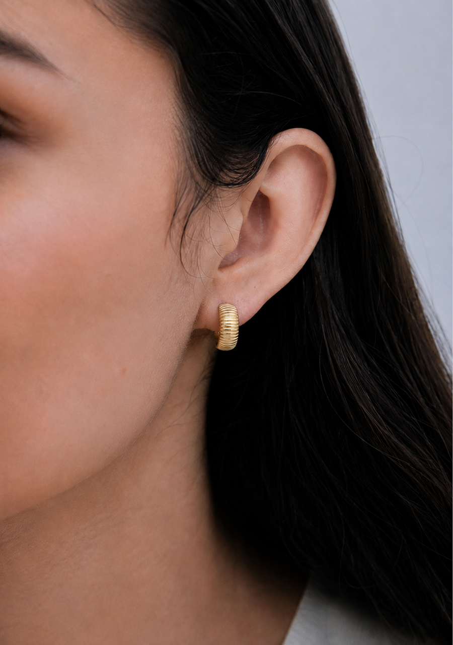 9ct Yellow Gold 5.75mm Faceted Hoop Earrings