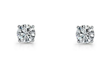 Ellani Silver 6mm CZ claw set studs