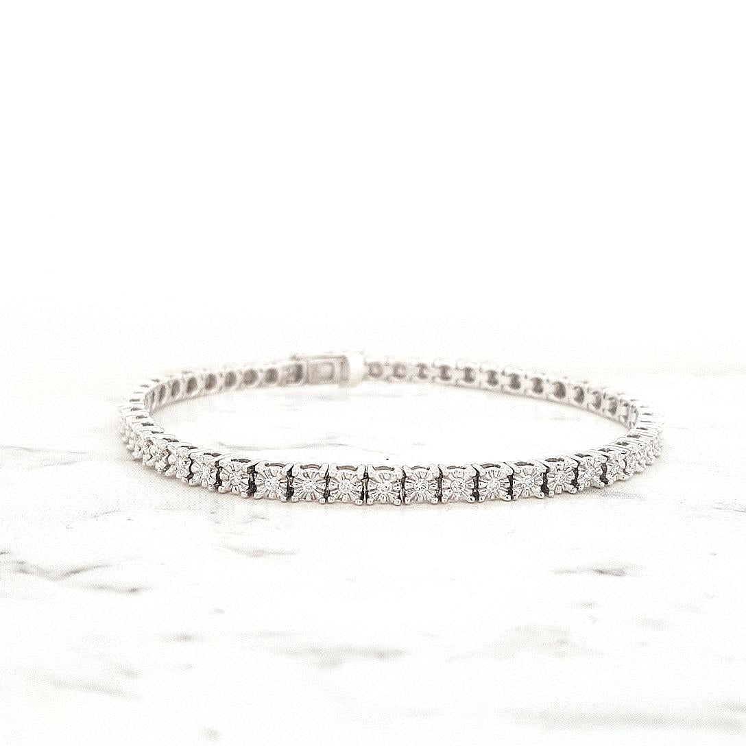 18ct White Gold Illusion Set Diamond Tennis Bracelet