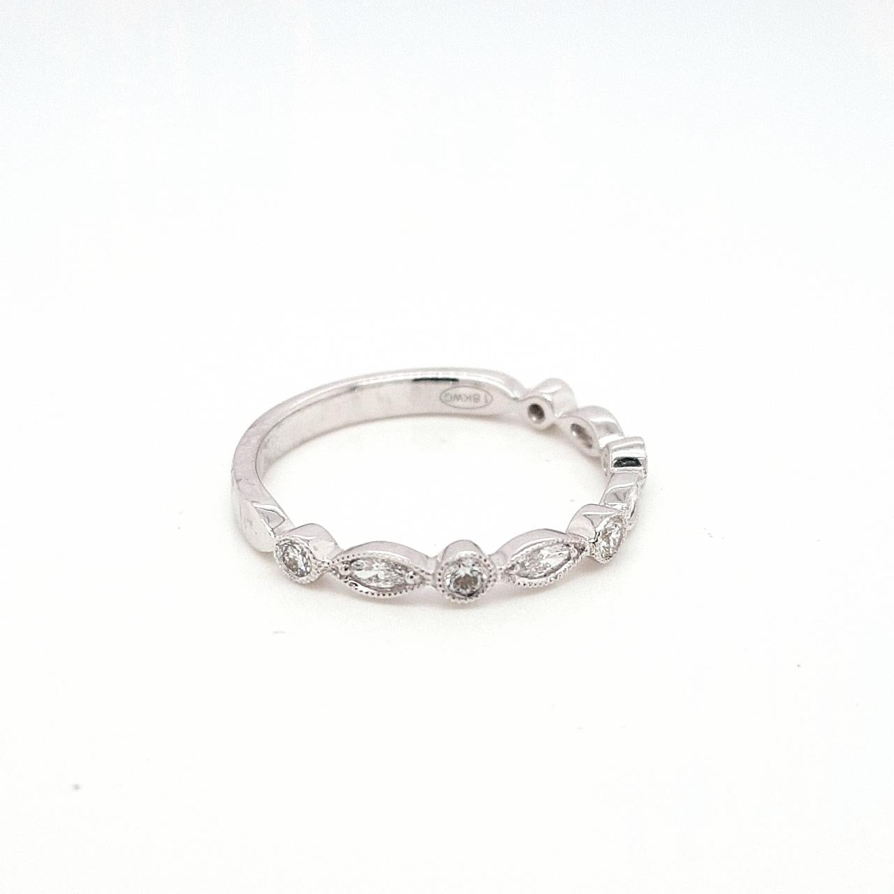 18ct White Gold 0.12ct Marquise & 0.13ct Round Brilliant Diamond Band Ring