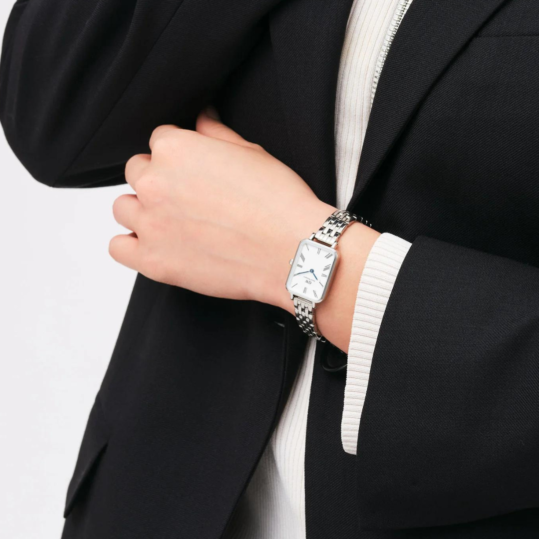 Daniel Wellington 20x26 Quadro Roman Numerals 5-Link Silver Watch