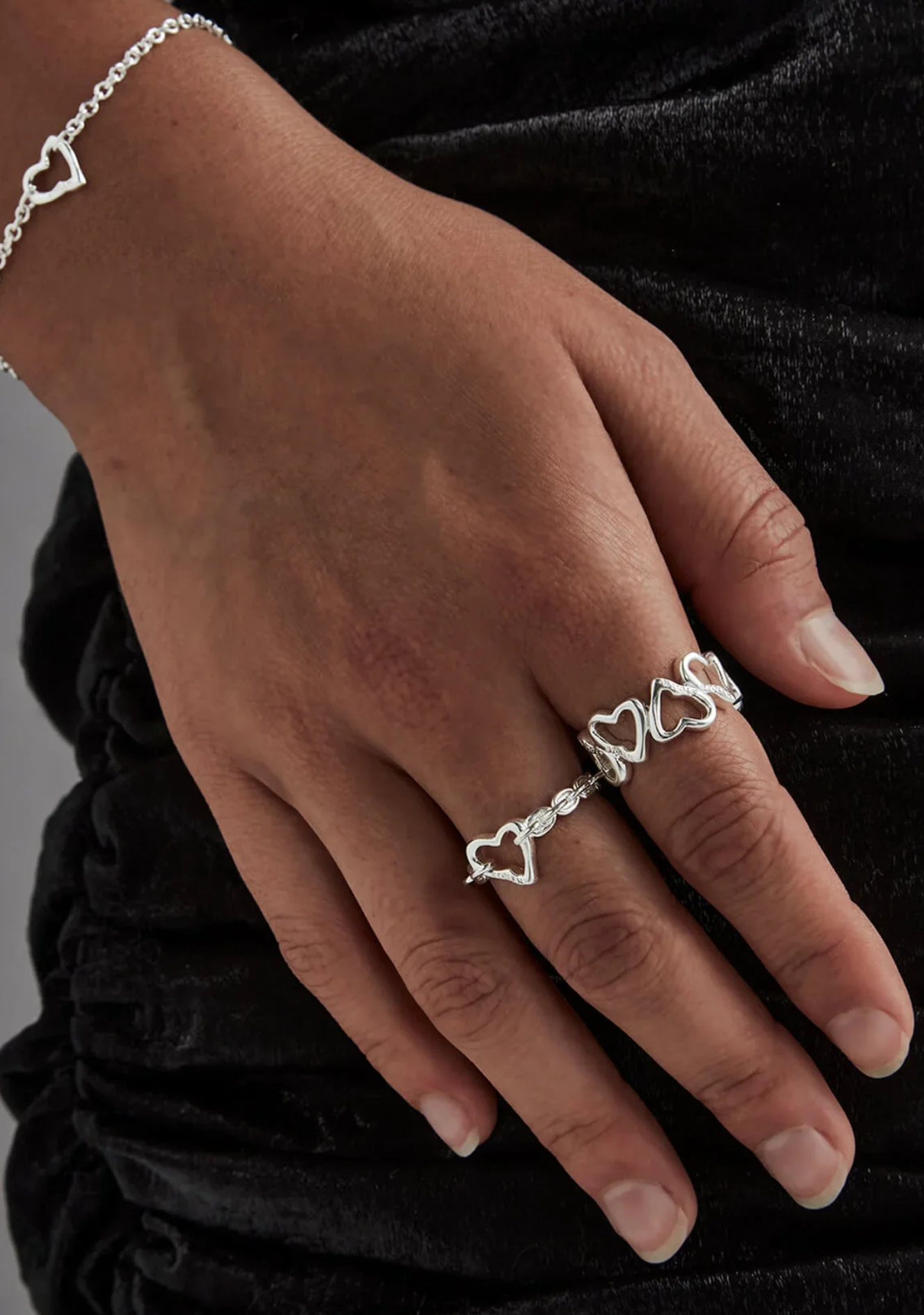Stolen Girlfriends Club Sterling Silver Melted Heart Chain Ring - Size N