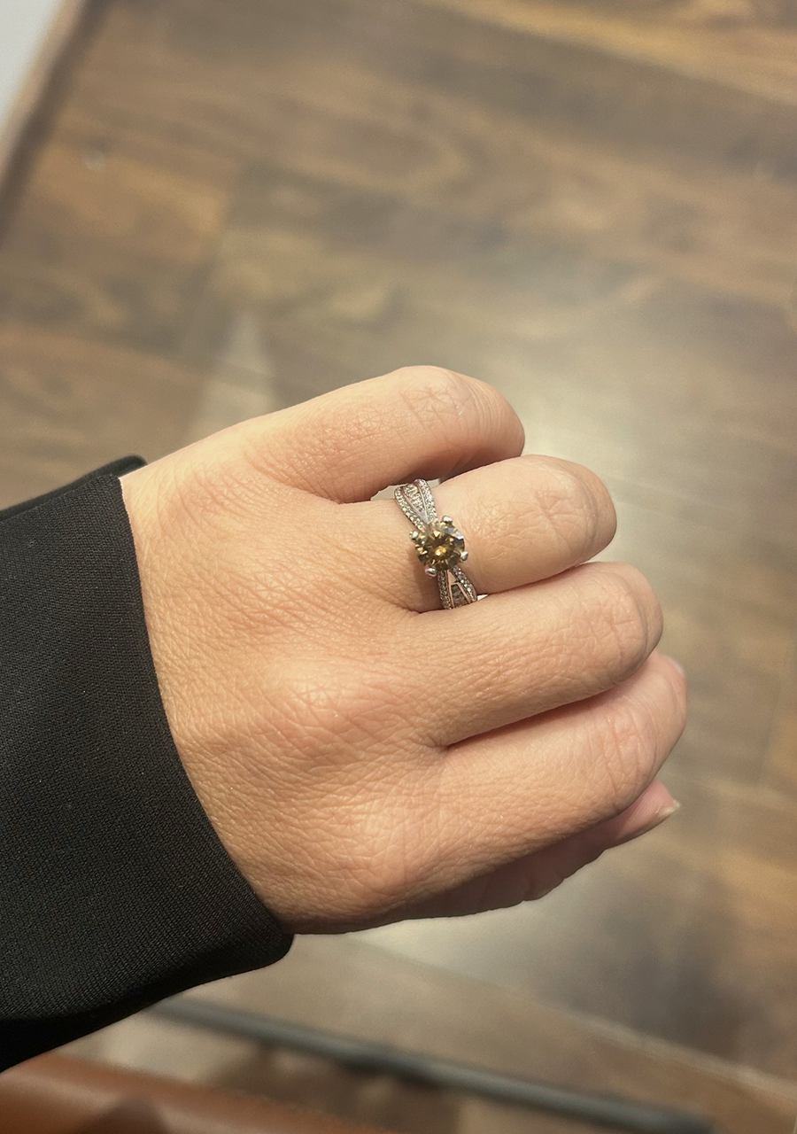 18ct White Gold Dark Champagne & White Diamond Ring