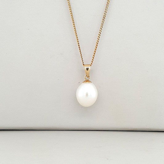 Ikecho 9ct Yellow Gold Freshwater Pearl Necklace 45cm