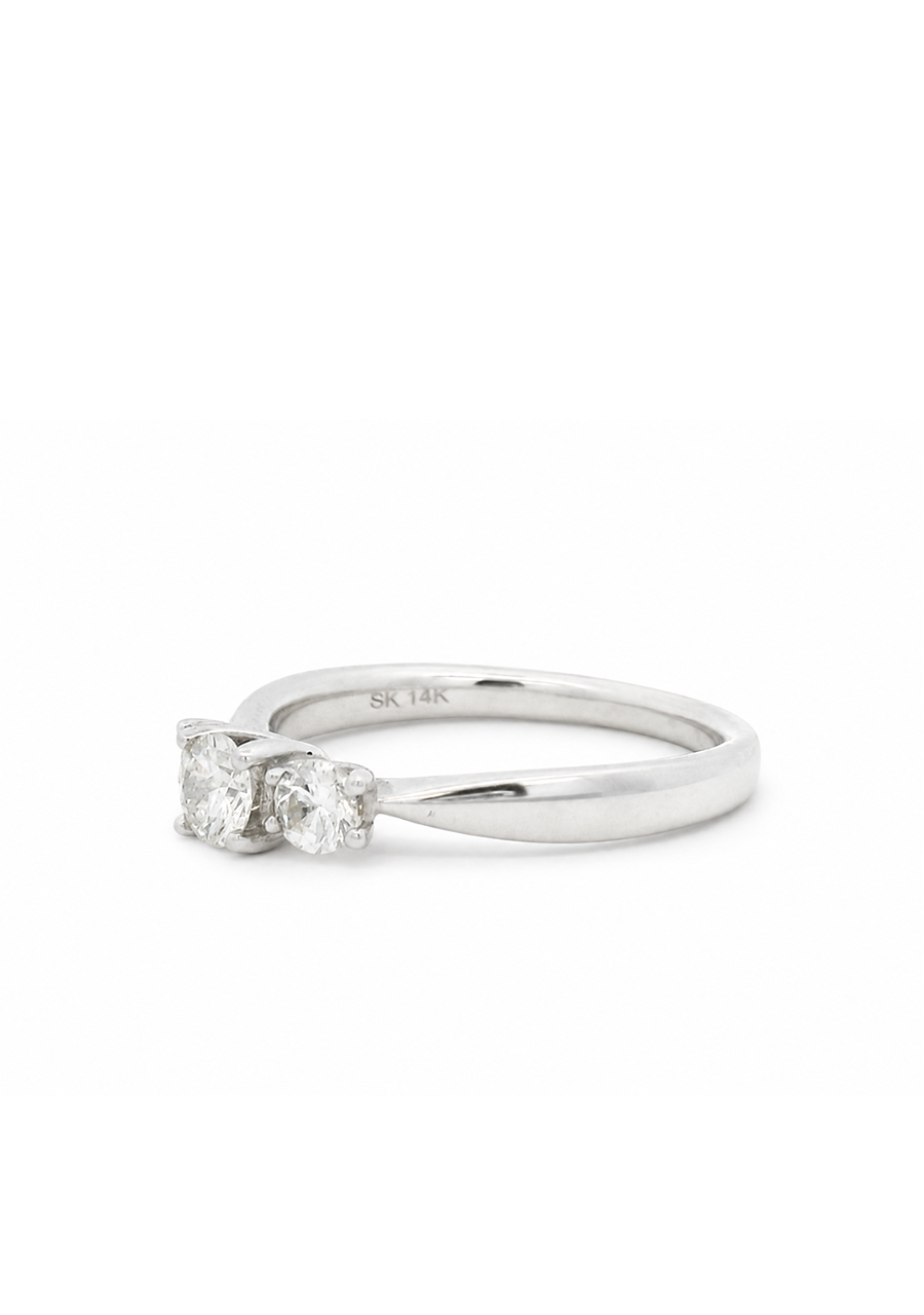 14ct White Gold Round Brilliant Claw Set Diamond Three Stone Ring