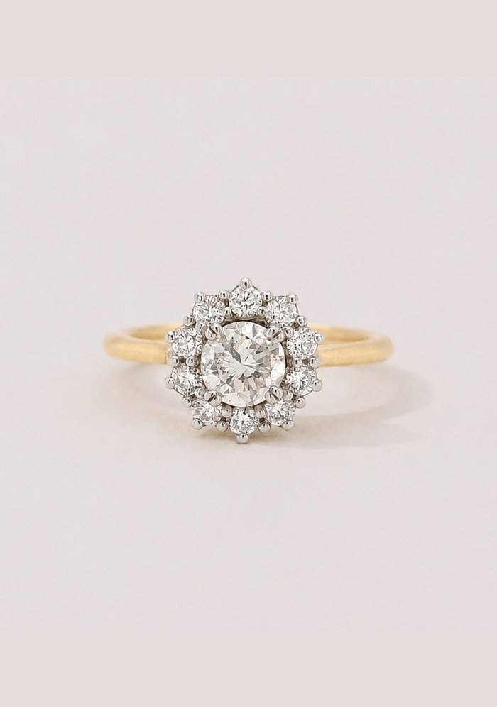 18ct Yellow Gold Round Brilliant Centre Diamond with Accent Round Brilliant Diamond Cluster Ring