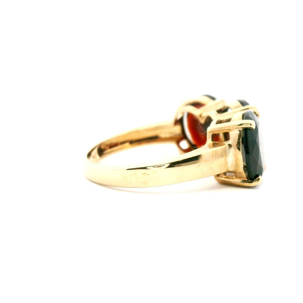 Garnet 9k Yellow Gold Three Stone Ring