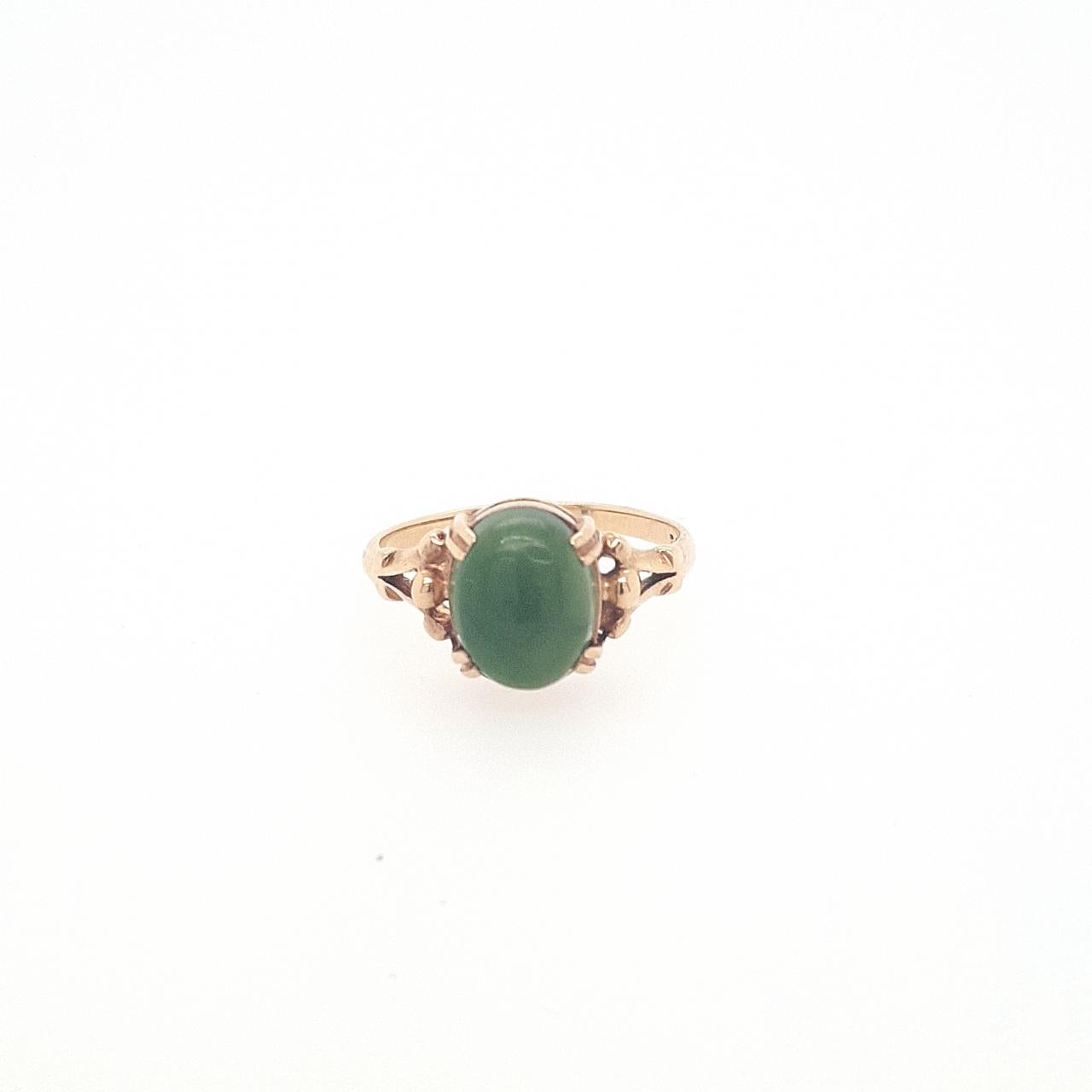 Estate 9ct Yellow Gold Oval Greenstone Four Claw Set Ring