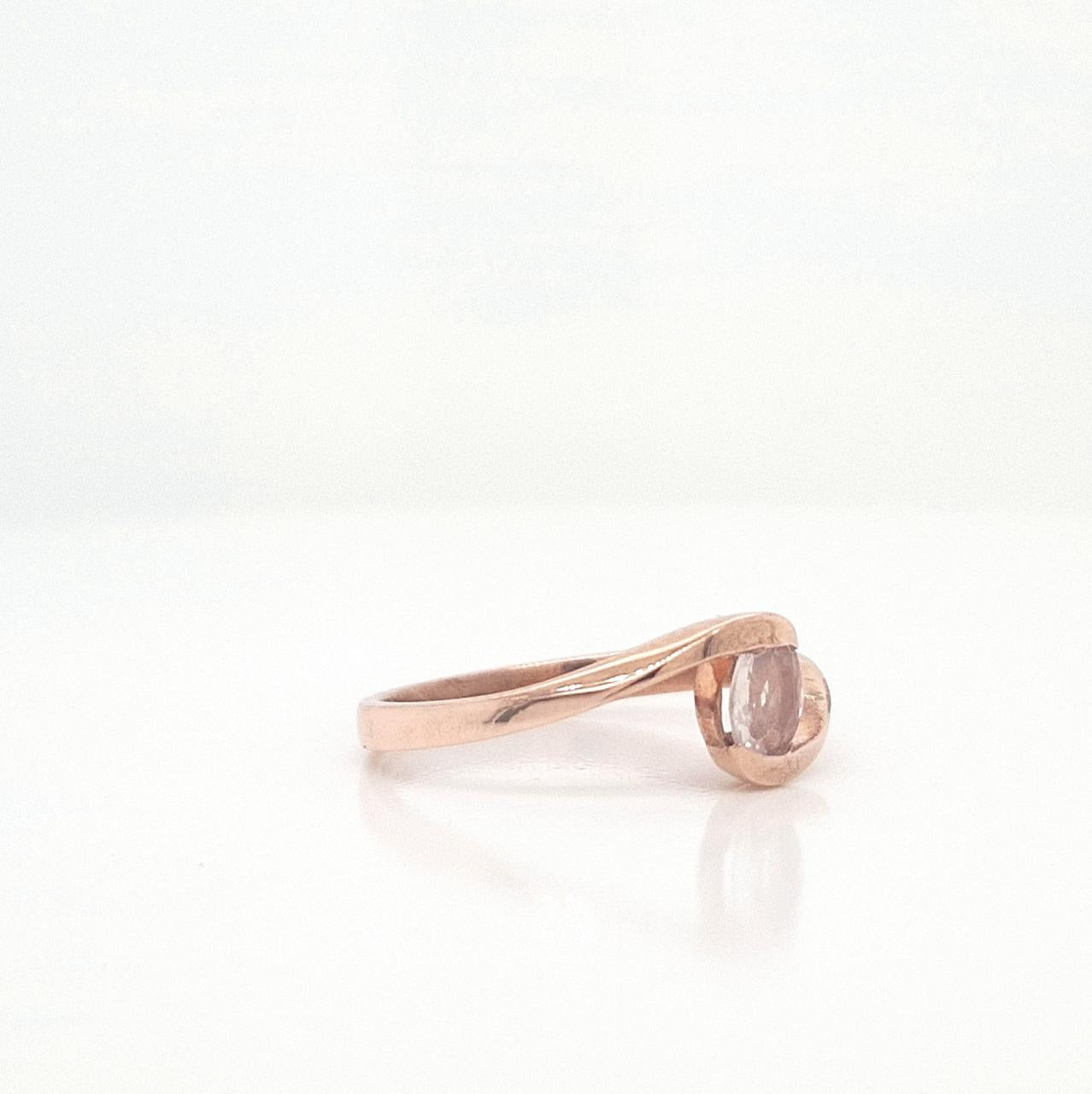 Rose Quartz 9k Rose Gold Curved Ring