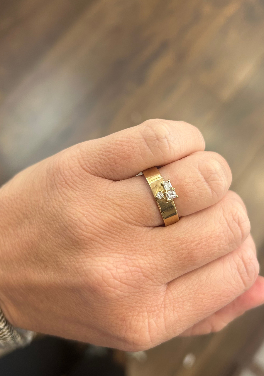 9ct Yellow Gold Three Stone Diamond Ring