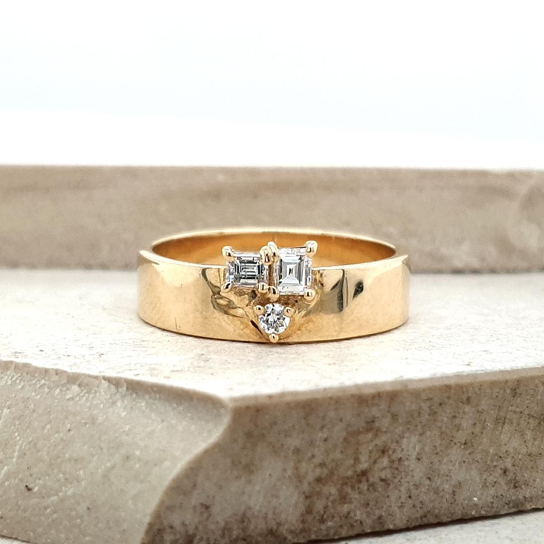 The Wren Setting 9ct Yellow Gold Three Stone Diamond Ring