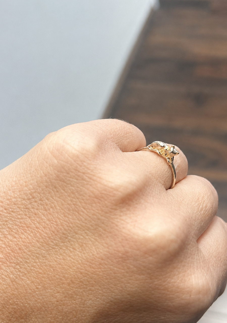 Best Friends Sterling Silver Laying Cat Ring