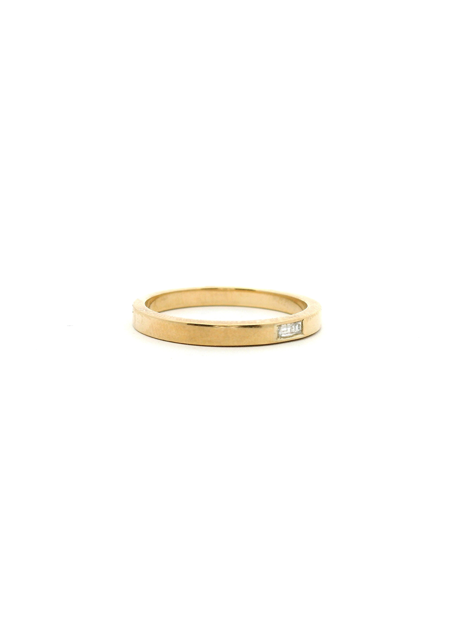 9ct Yellow Gold Baguette Diamond Punch Set Ring