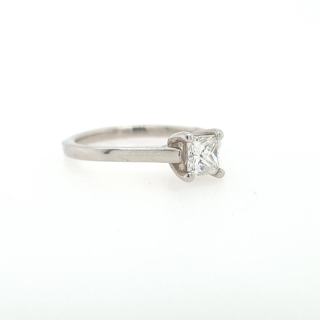 Vivienne Setting - Platinum Princess Cut Diamond Solitaire Ring