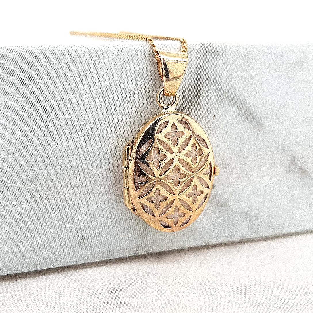 9ct Yellow Gold Oval Lattice Pendant Locket