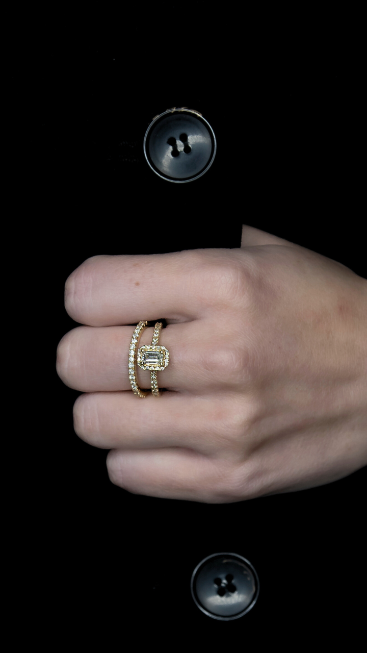 Emerald Cut Halo Diamond Ring in 18ct Yellow Gold