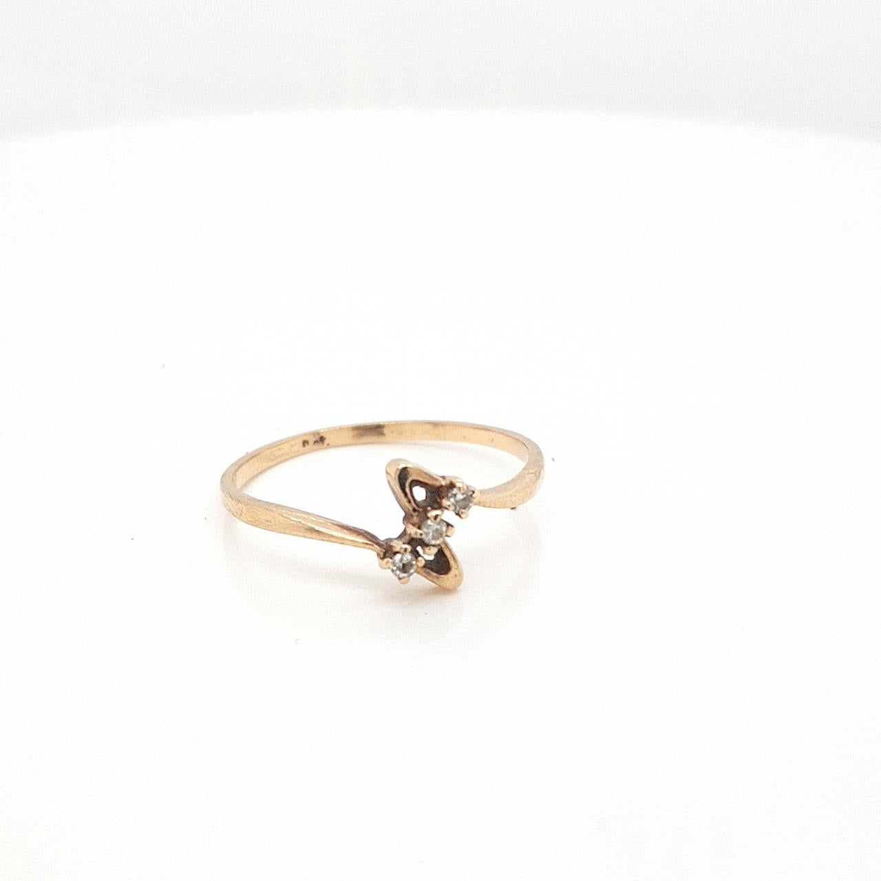 9ct Yellow Gold Diamond Dress Ring