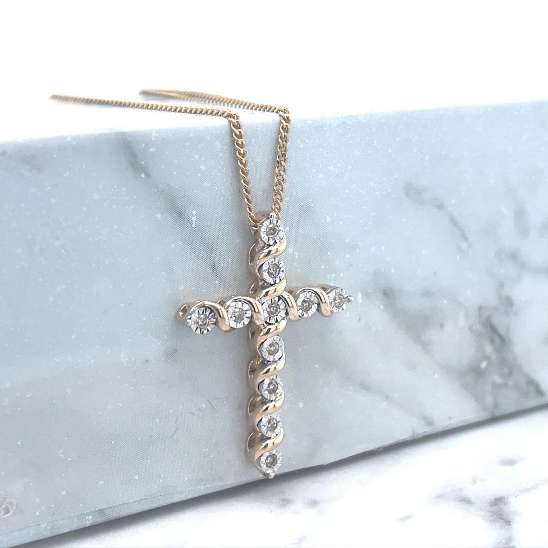 Diamond 10k Yellow Gold 0.10ct Illusion Set Cross Pendant