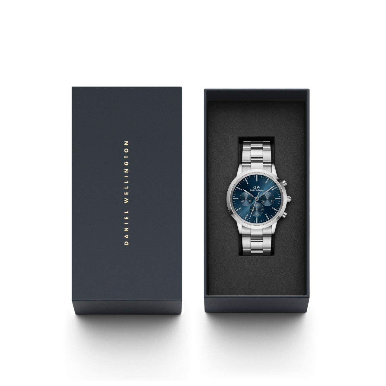 Daniel Wellington 42mm Iconic Link Steel Arctic Chronograph Watch Code: DW00100644