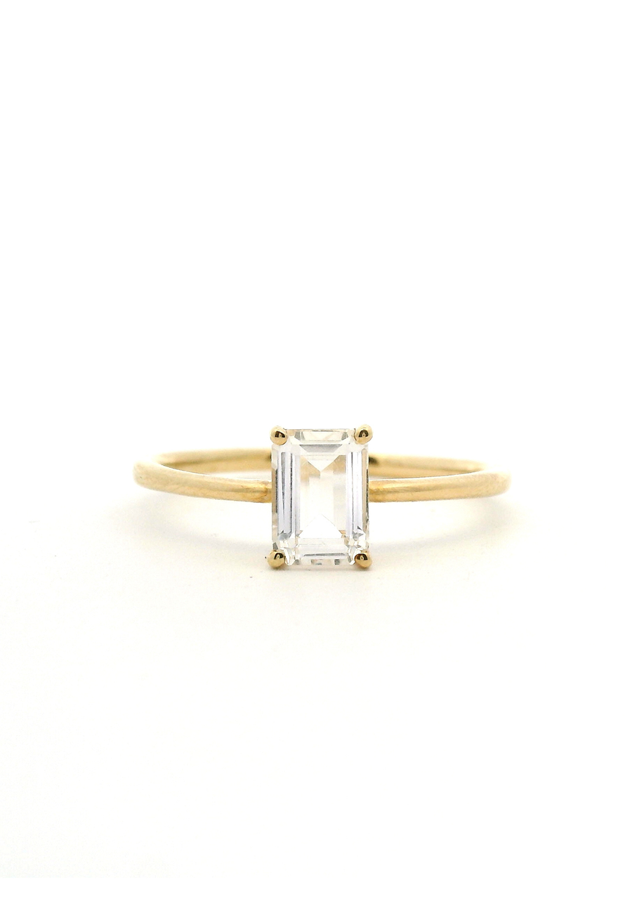 9ct Yellow Gold Clear Quartz Emerald Cut Ring