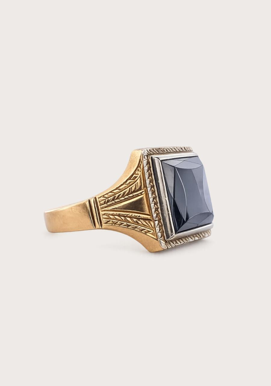 Estate 10ct Yellow Gold Hematite Signet Style Ring