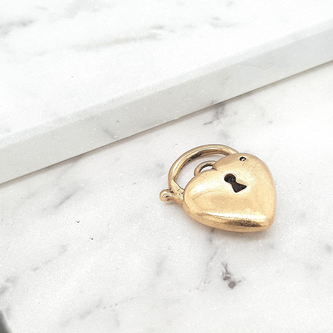 Estate 9ct Yellow Gold Heart Clasp