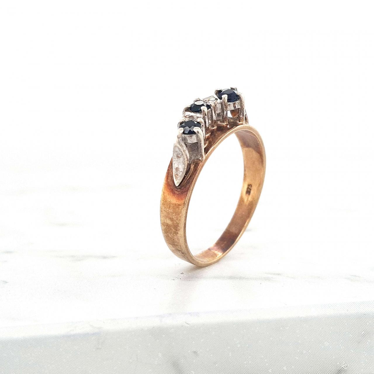 Estate 9ct Yellow Gold Sapphire & Diamond Ring