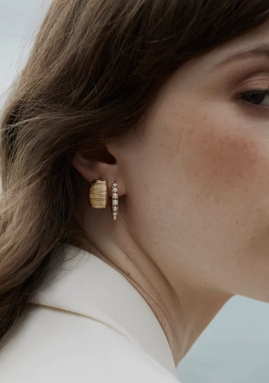 Silk & Steel Venus Pearl Gold Sleeper Hoop Earrings