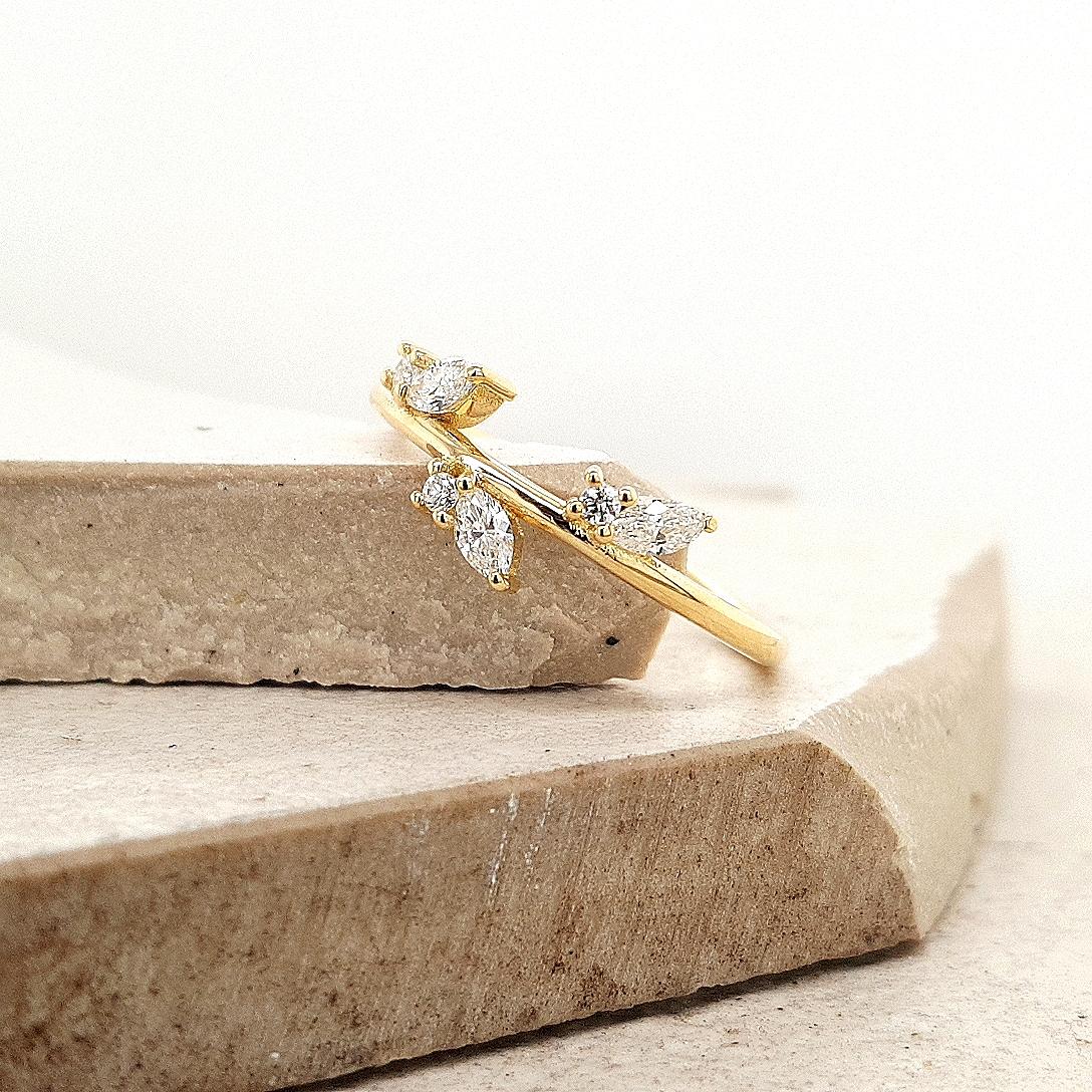 The Willow Setting 18ct Yellow Gold Diamond Marquise Shape Leaf Style Ring