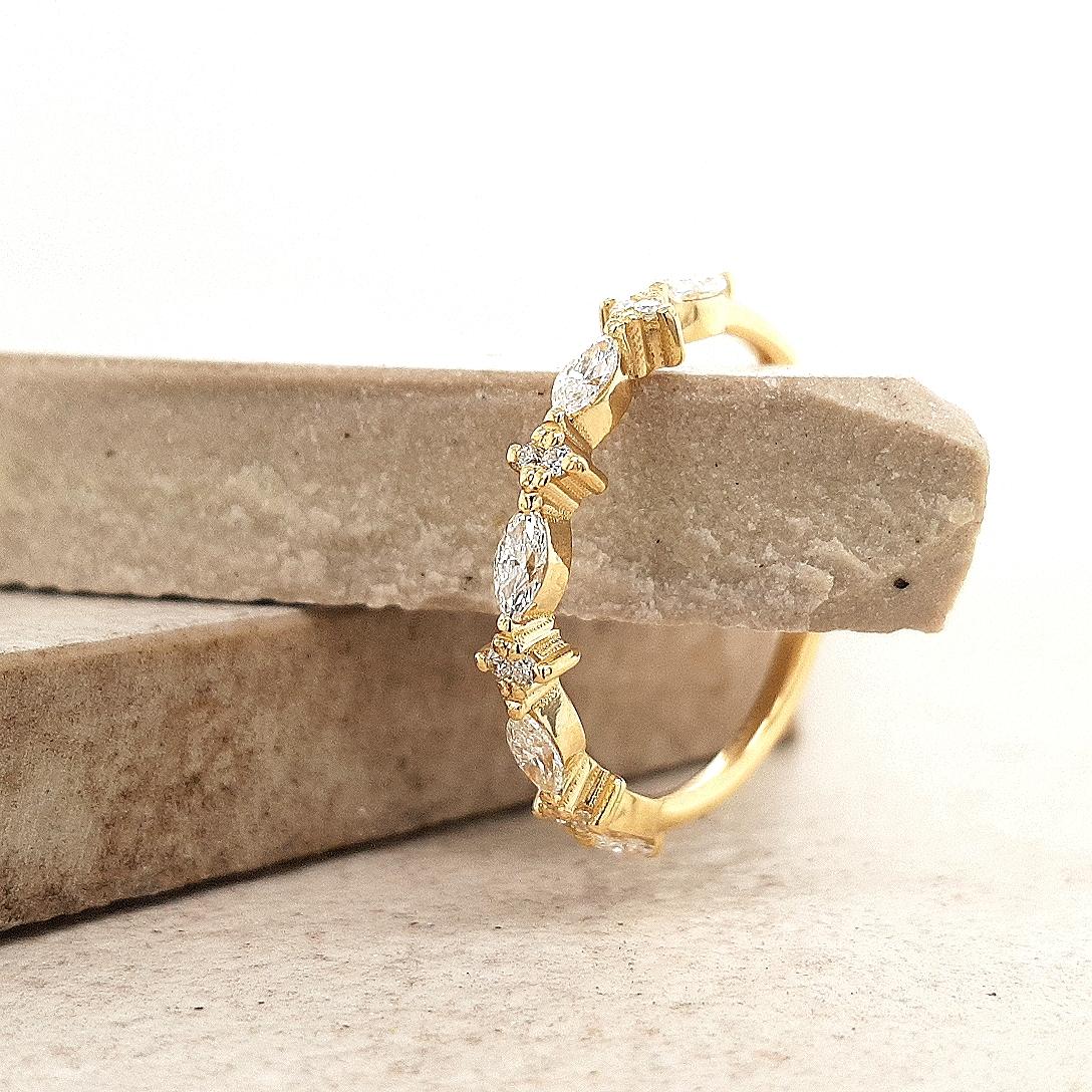 The Leni Setting 18ct Yellow Gold Diamond Marquise & Round Shape Ring