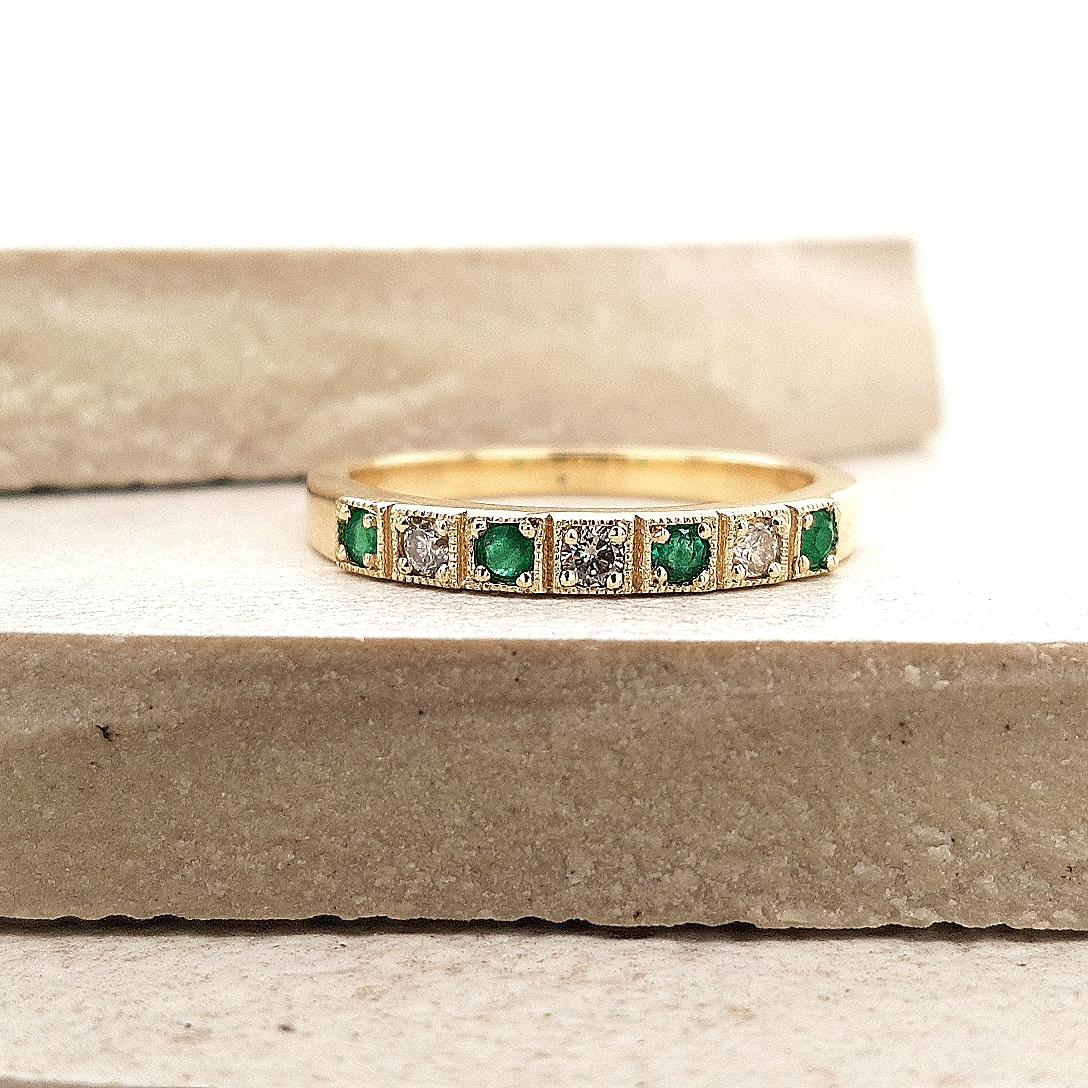 Emerald & Diamond 9ct Yellow Gold Bead Set Ring