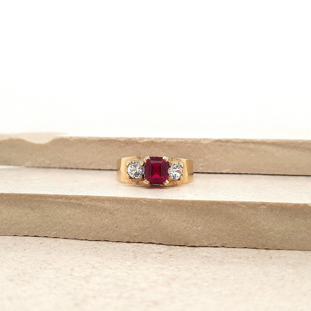 Estate 9ct Yellow Gold Synthetic Ruby and Cubic Zirconia Three Stone Ring