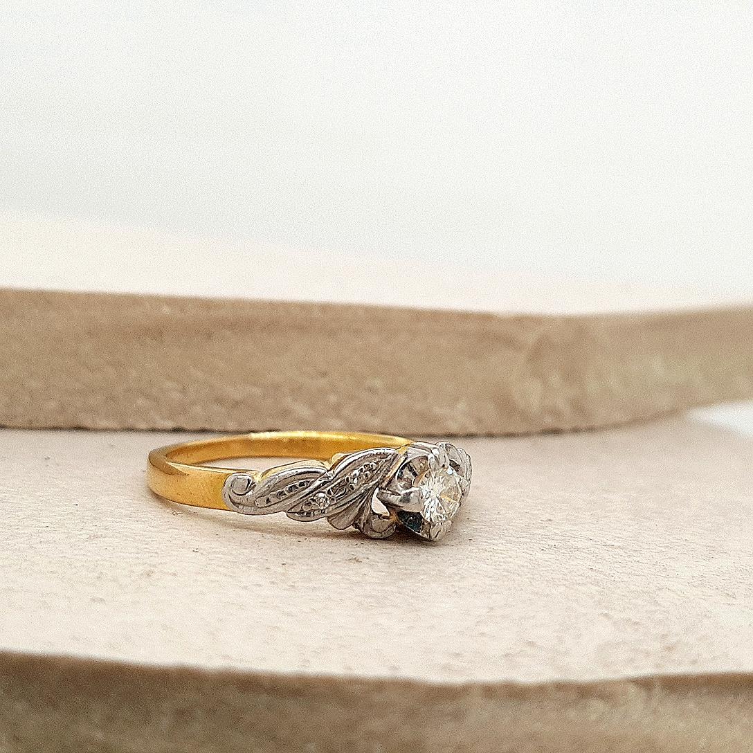 Estate 18ct Yellow Gold 0.20ct Diamond Two Tone Ring