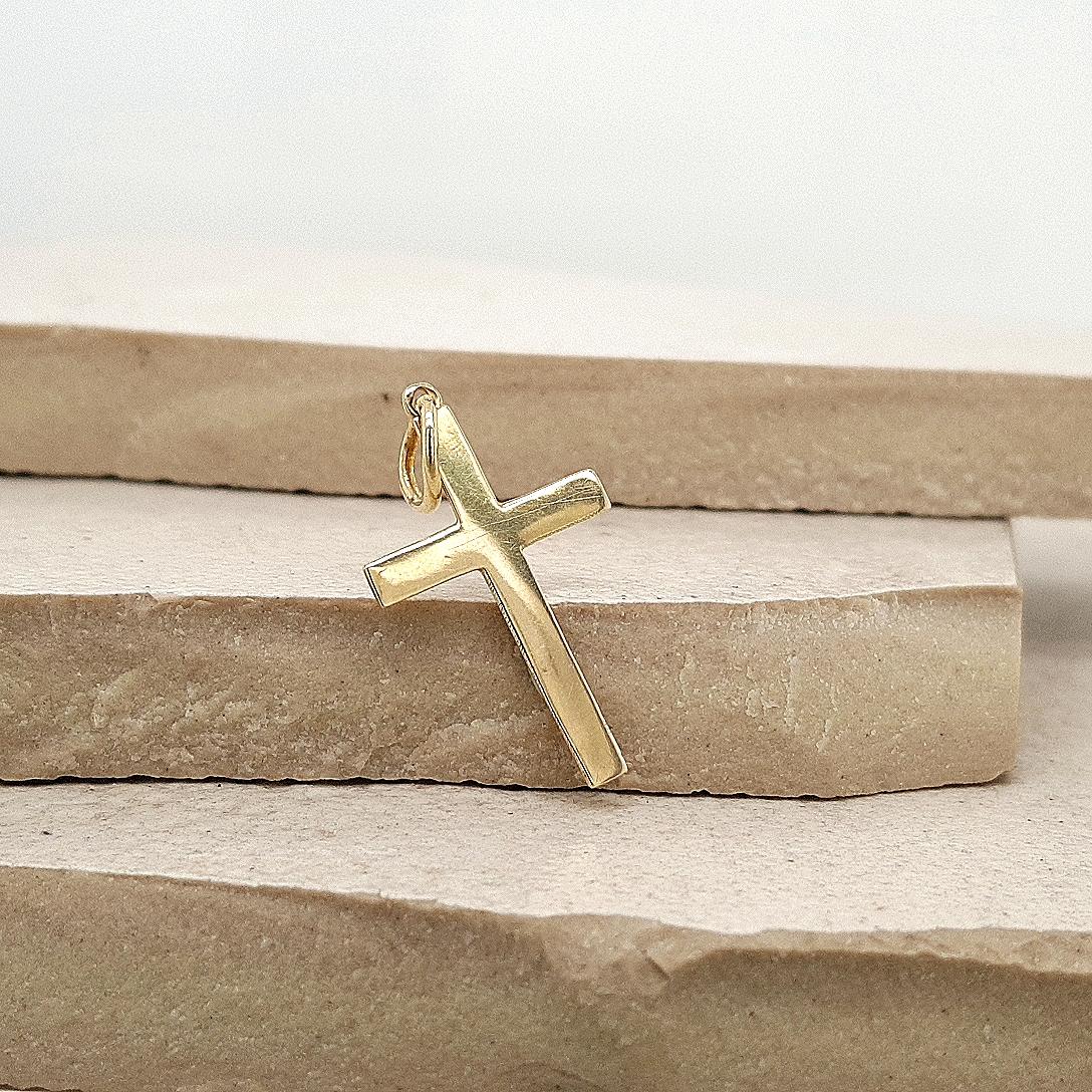 Estate 9ct Yellow Gold Flat Bevelled Edge Cross Pendant