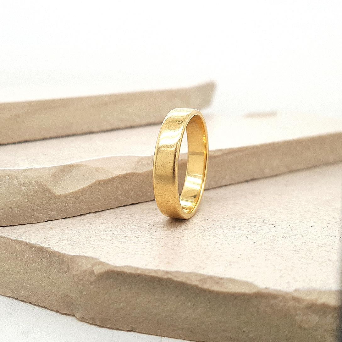 Estate 18ct Yellow Gold Plain 4mm Ring