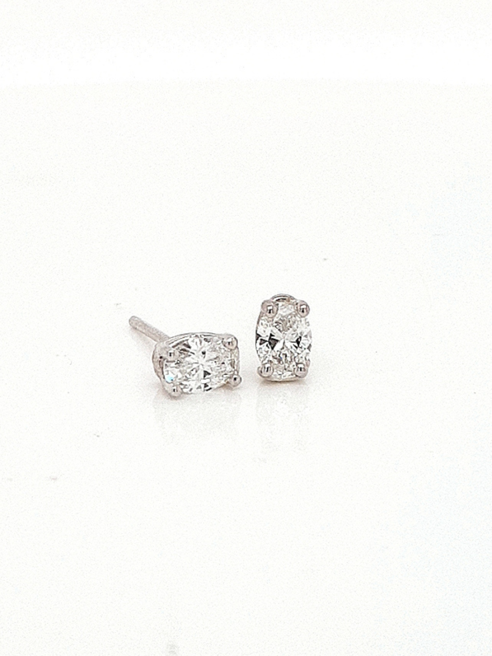 Diamond Oval Cut 14ct White Gold Stud Earrings