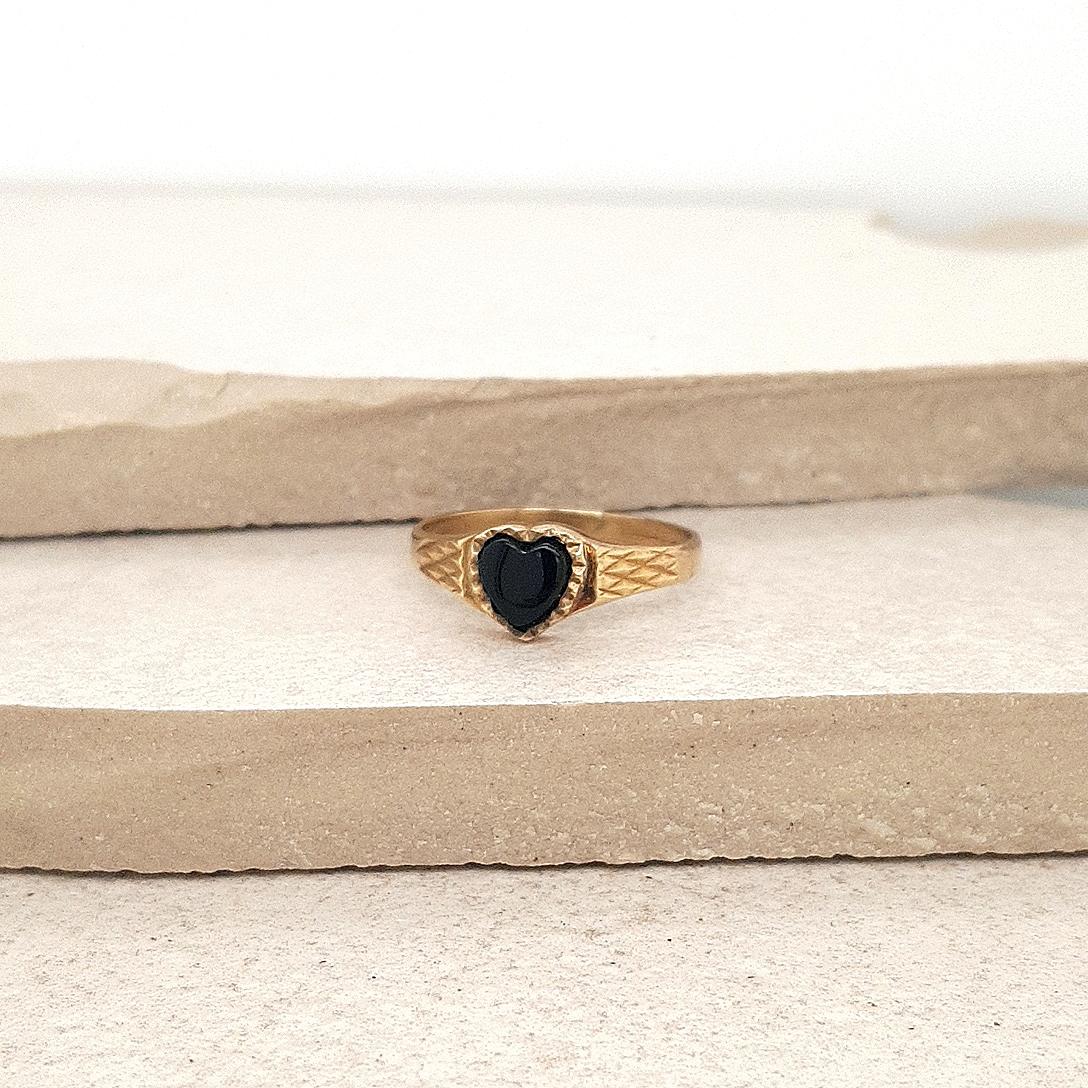 Estate 9ct Yellow Gold Heart Onyx Signet Ring