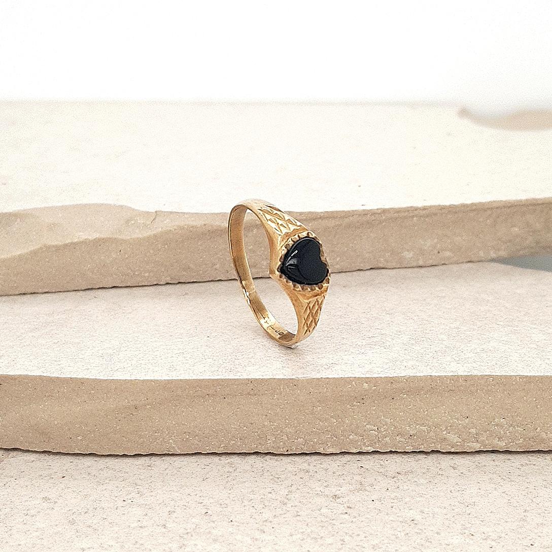 Estate 9ct Yellow Gold Heart Onyx Signet Ring