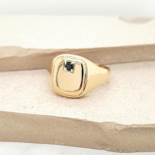 Estate 9ct Yellow Gold Sapphire Signet Ring