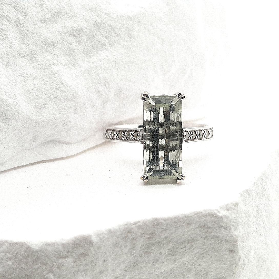 Estate 9ct White Gold Green Amethyst and Diamond Ring