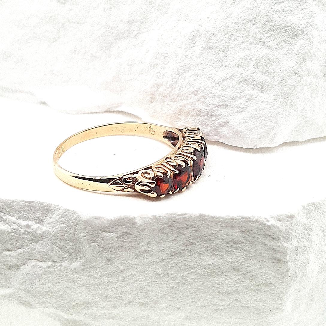 Estate 9ct Yellow Gold Five Stone Garnet Ring