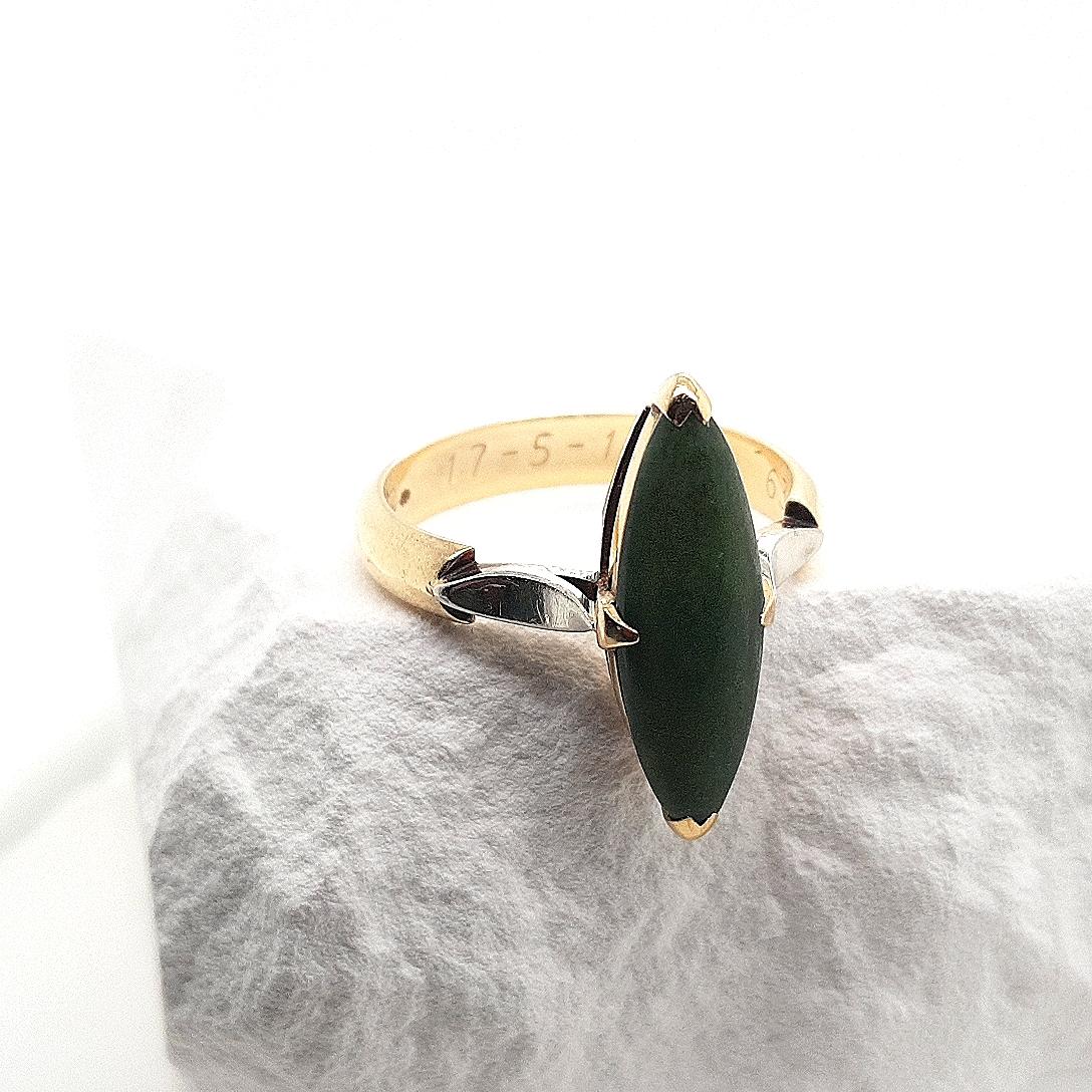 Estate 14ct Yellow Gold Green Jade Marquise Shape Ring