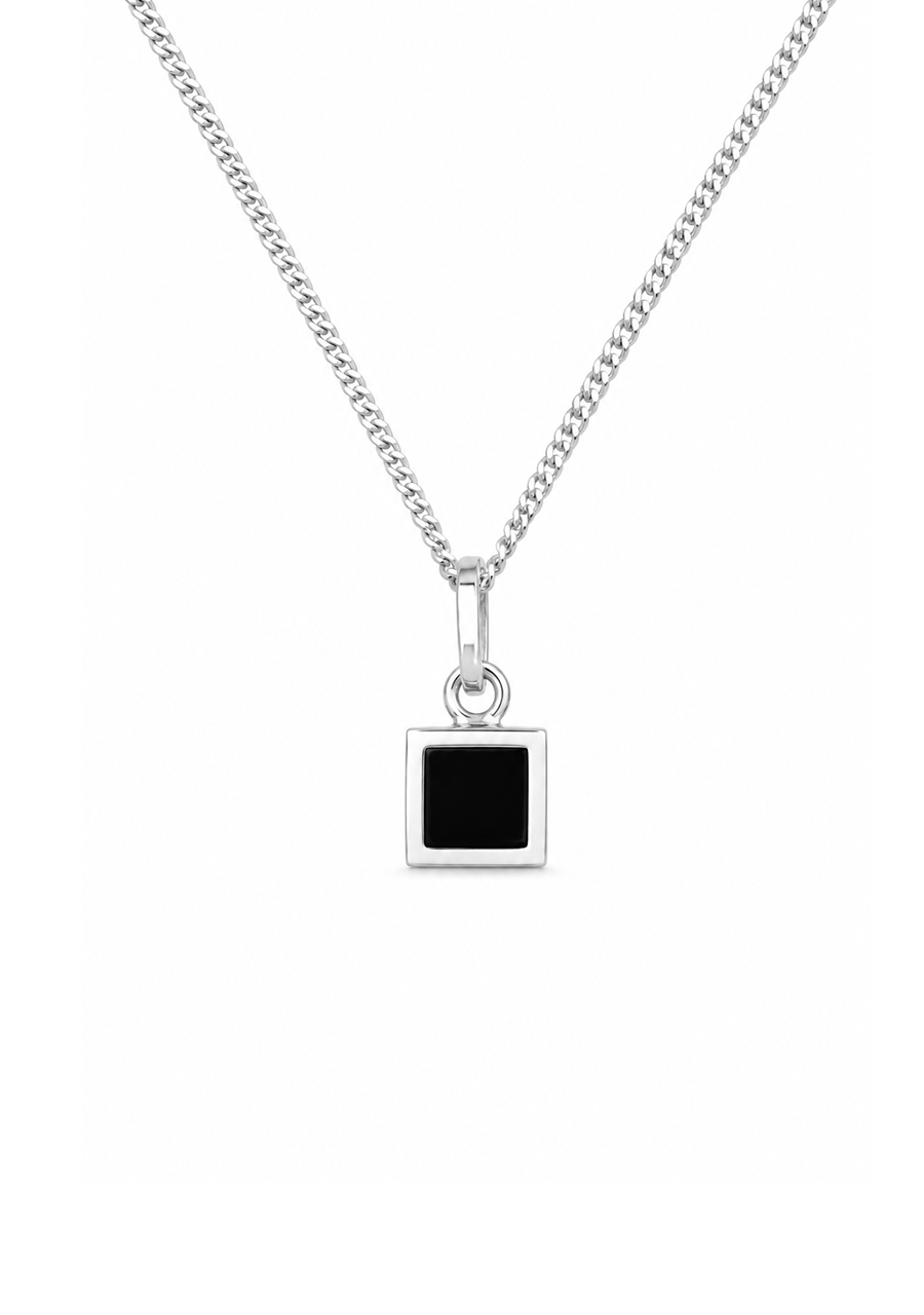 La Stele Sterling Silver Black Onyx Petite Necklace