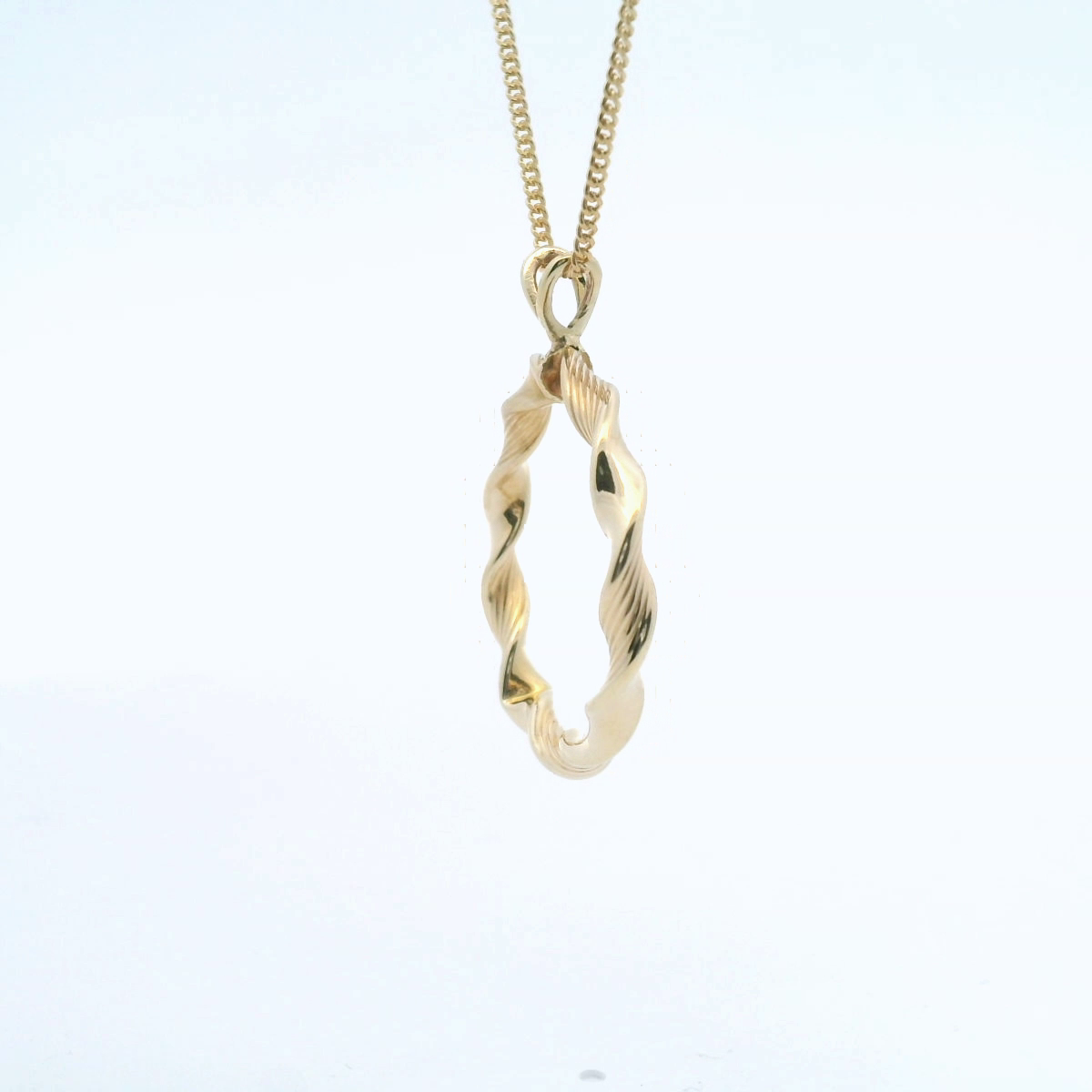 Estate 9ct Yellow Gold Twisted Open Circle Pendant